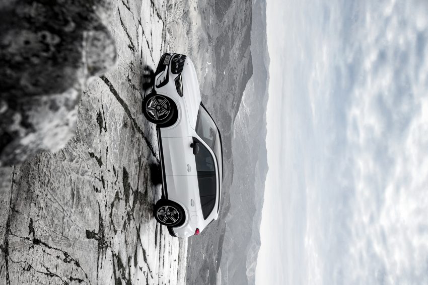 改头换面！全新一代 2022 Mercedes-Benz GLC 官图发布 183002