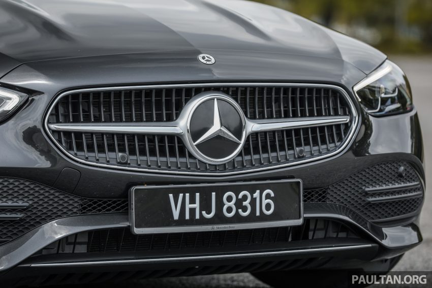 试驾集评: W206 Mercedes-Benz C 200 Avantgarde vs C 300 AMG Line, 配备, 动力和操控全面对比与导购心得 183256