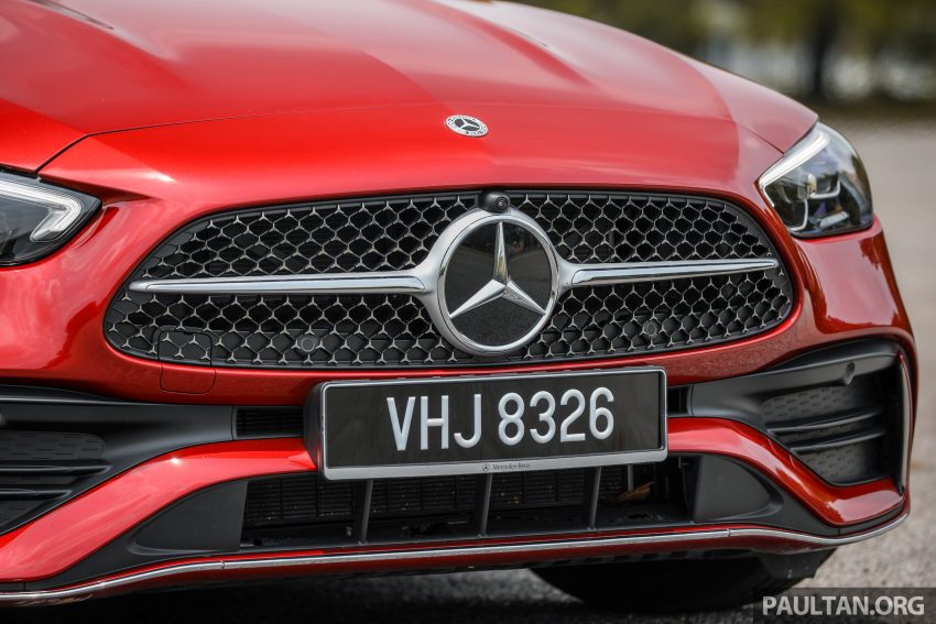 试驾集评: W206 Mercedes-Benz C 200 Avantgarde vs C 300 AMG Line, 配备, 动力和操控全面对比与导购心得 183378