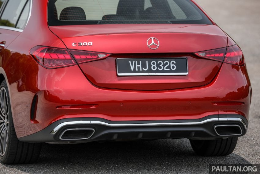 试驾集评: W206 Mercedes-Benz C 200 Avantgarde vs C 300 AMG Line, 配备, 动力和操控全面对比与导购心得 183387