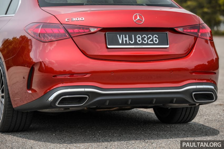试驾集评: W206 Mercedes-Benz C 200 Avantgarde vs C 300 AMG Line, 配备, 动力和操控全面对比与导购心得 183392