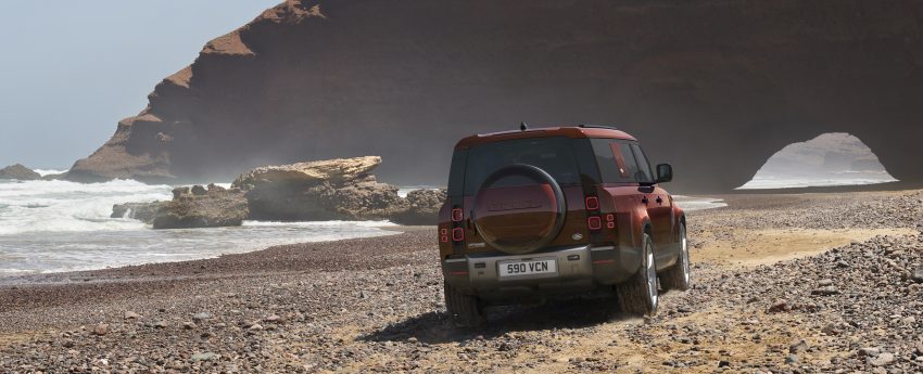 2023 Land Rover Defender 130 首发, 八座版本车身更长 182634