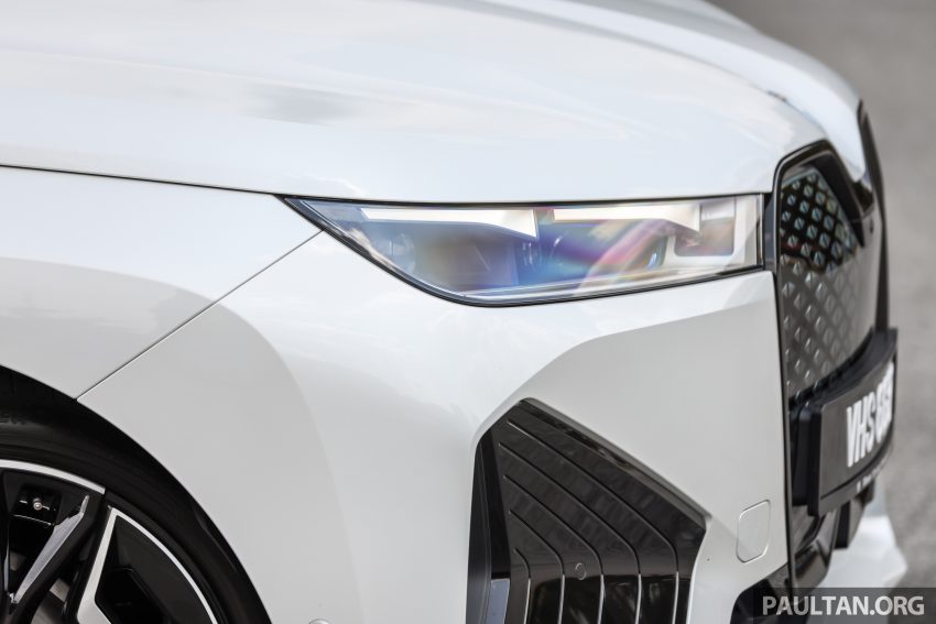 对比实拍: BMW iX3 M Sport Impressive 与 iX xDrive40 Sport, 两款 BMW 当家纯电SUV的差异, 价格33.4与41.5万 185477
