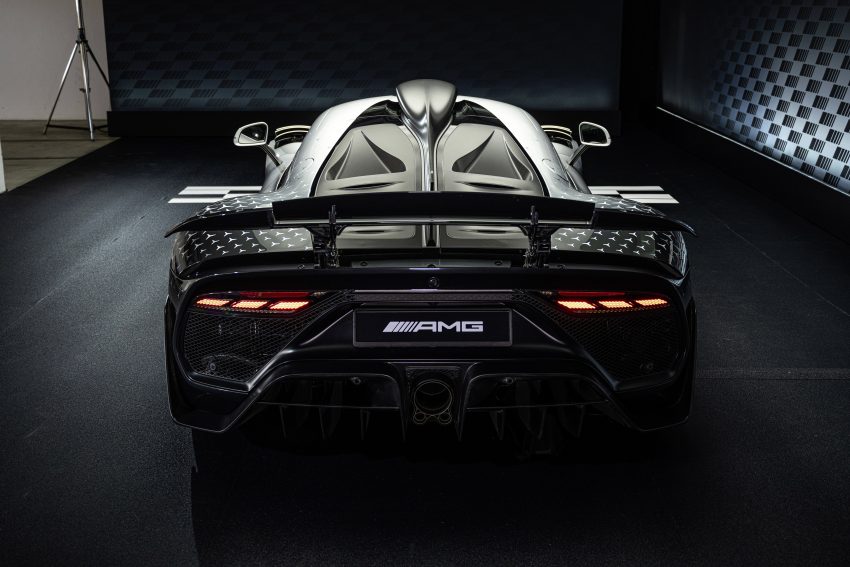 Mercedes-AMG One 首发, 大量采用F1技术的油电超跑 183101