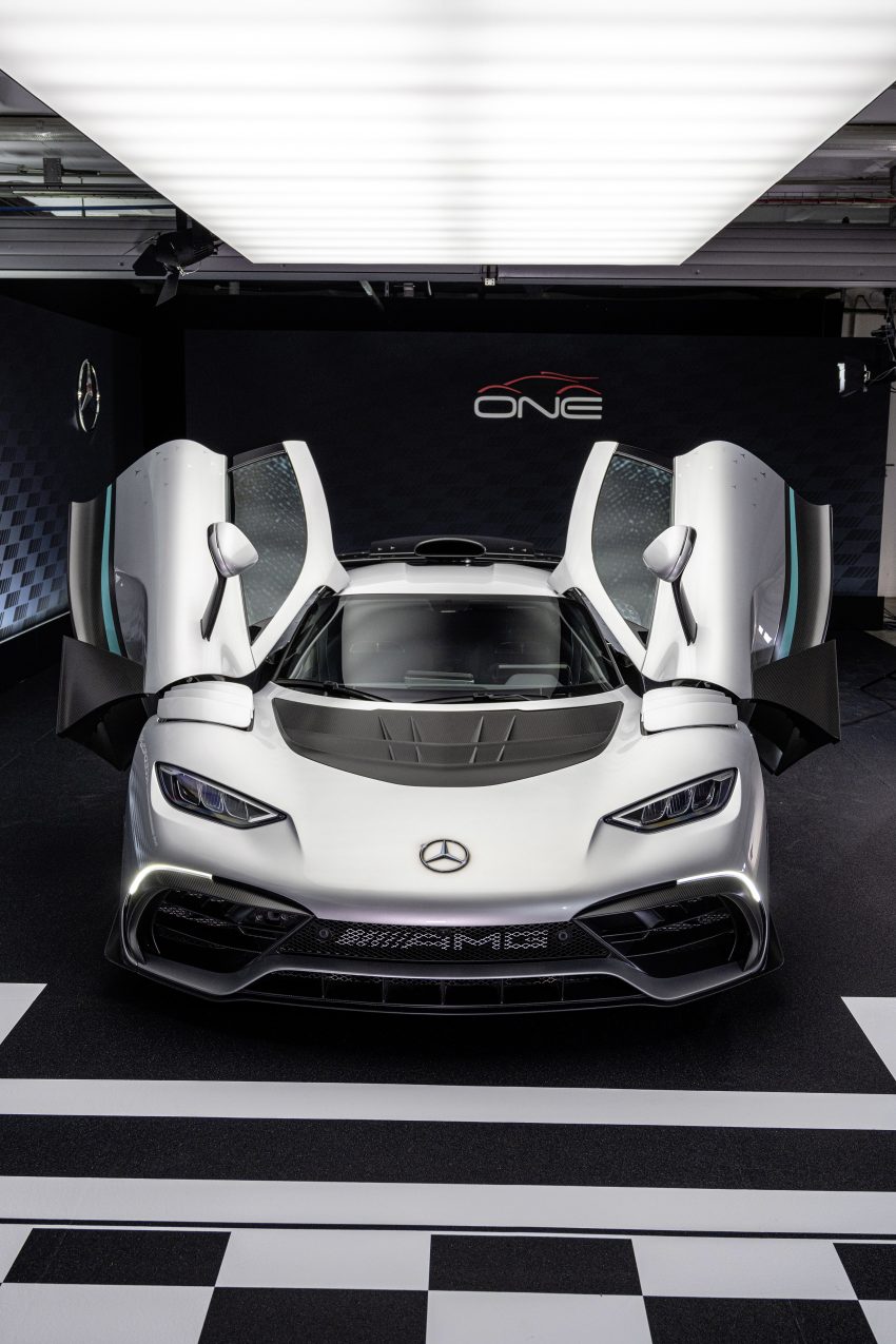Mercedes-AMG One 首发, 大量采用F1技术的油电超跑 183102