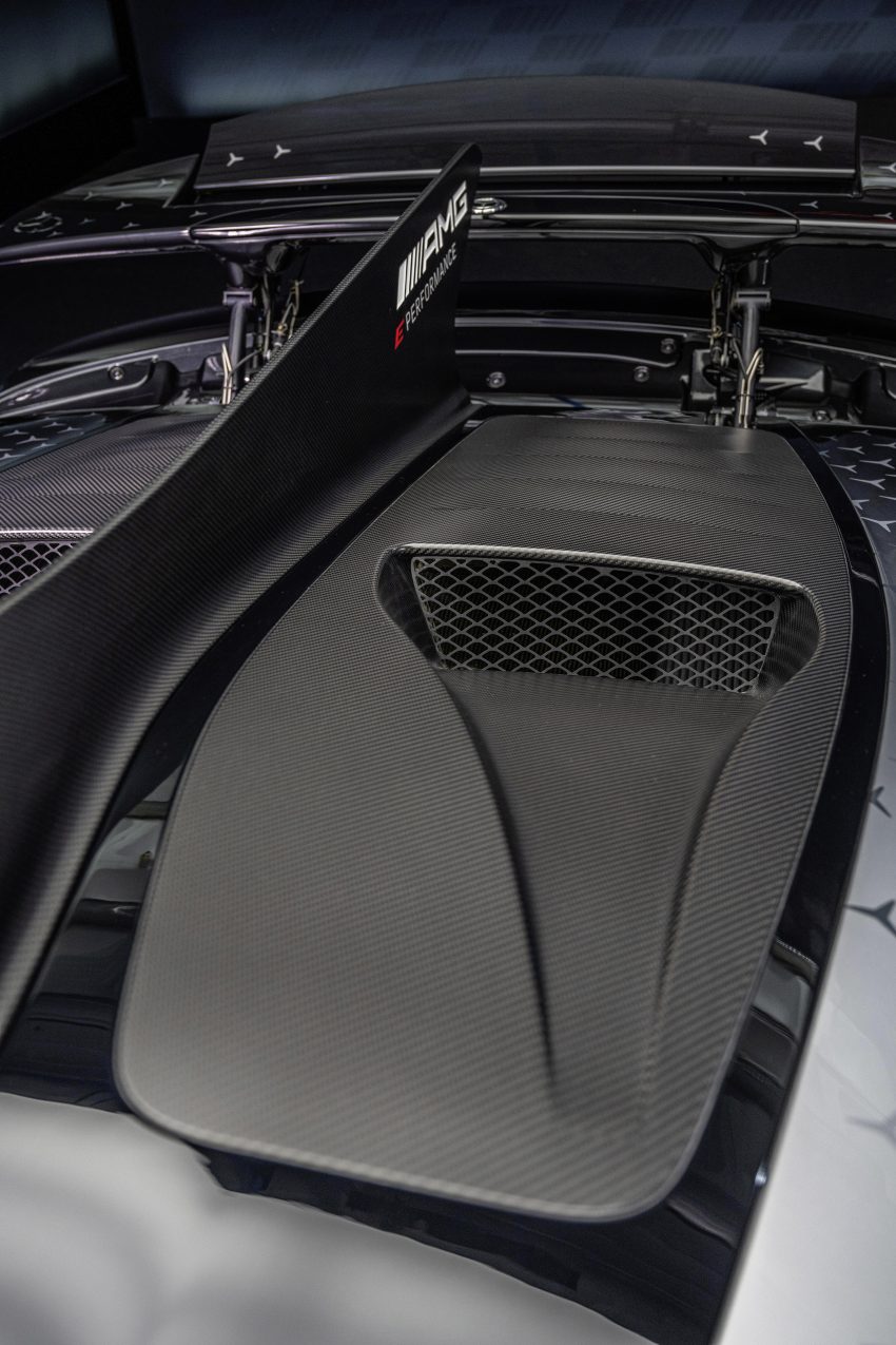 Mercedes-AMG One 首发, 大量采用F1技术的油电超跑 183106