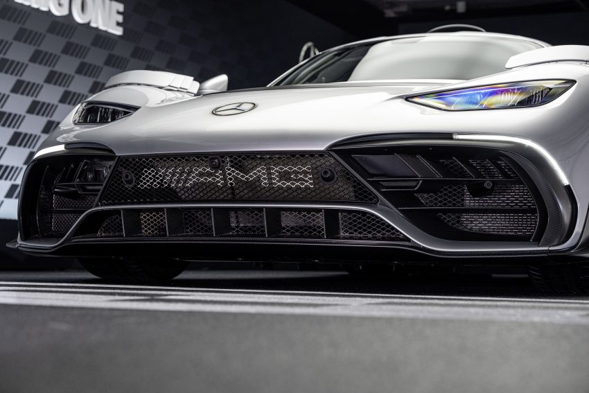 Mercedes-AMG One 首发, 大量采用F1技术的油电超跑 183111