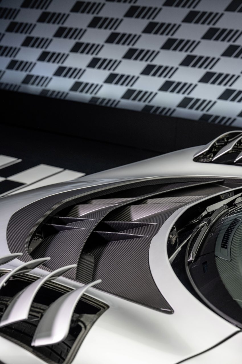 Mercedes-AMG One 首发, 大量采用F1技术的油电超跑 183115
