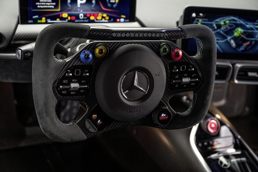 Mercedes-AMG One 首发, 大量采用F1技术的油电超跑 183125