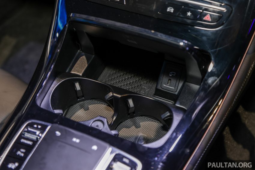 Mercedes-Benz EQC400 4Matic 纯电SUV开放预订, 预估价39万, 408匹马力/760Nm扭力, 5.1秒破百, 续航437公里 188720
