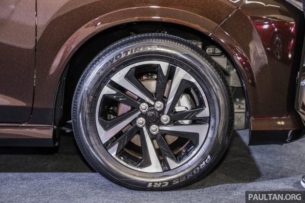 2022 Toyota Veloz vs Perodua Alza 差异对比照片逐个看