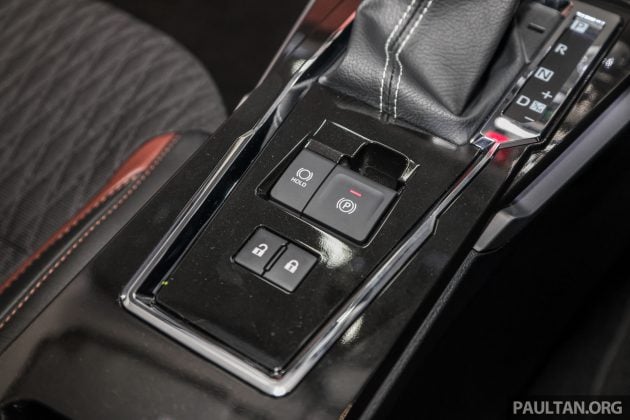 2022 Toyota Veloz vs Perodua Alza 差异对比照片逐个看