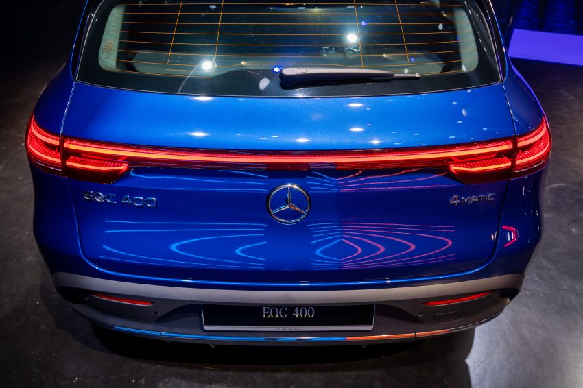 Mercedes-Benz EQC400 4Matic 纯电SUV开放预订, 预估价39万, 408匹马力/760Nm扭力, 5.1秒破百, 续航437公里 188544