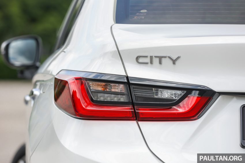 新车对比图集: Honda City 1.5 V vs City Hatchback 1.5 RS e:HEV, 传统四门对比五门掀背, Hybrid对比传统引擎 190233