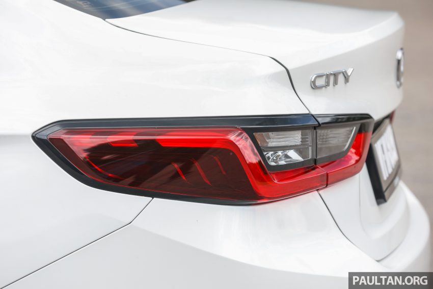 新车对比图集: Honda City 1.5 V vs City Hatchback 1.5 RS e:HEV, 传统四门对比五门掀背, Hybrid对比传统引擎 190234