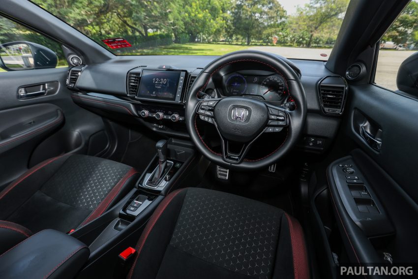 新车对比图集: Honda City 1.5 V vs City Hatchback 1.5 RS e:HEV, 传统四门对比五门掀背, Hybrid对比传统引擎 190182