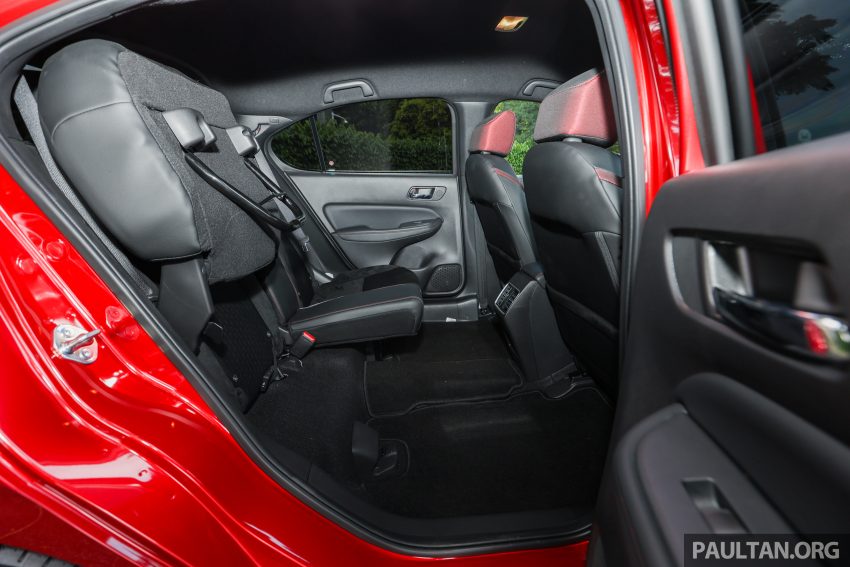 新车对比图集: Honda City 1.5 V vs City Hatchback 1.5 RS e:HEV, 传统四门对比五门掀背, Hybrid对比传统引擎 190194