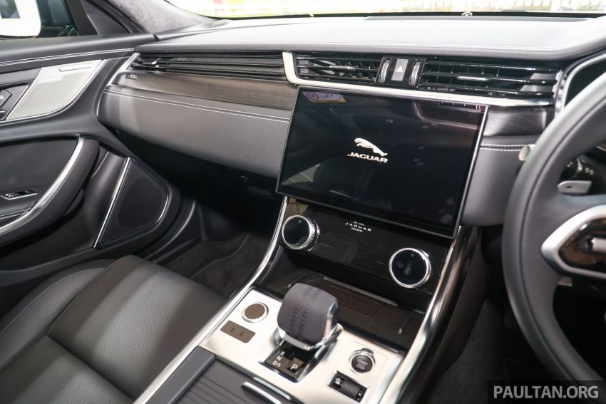 2022 Jaguar XF 小改款新车实拍, 单一等级本地售价49.9万 190370