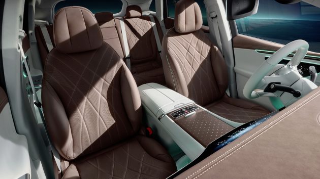 原厂发内装图预告, Mercedes-Benz EQE SUV 十月中发表