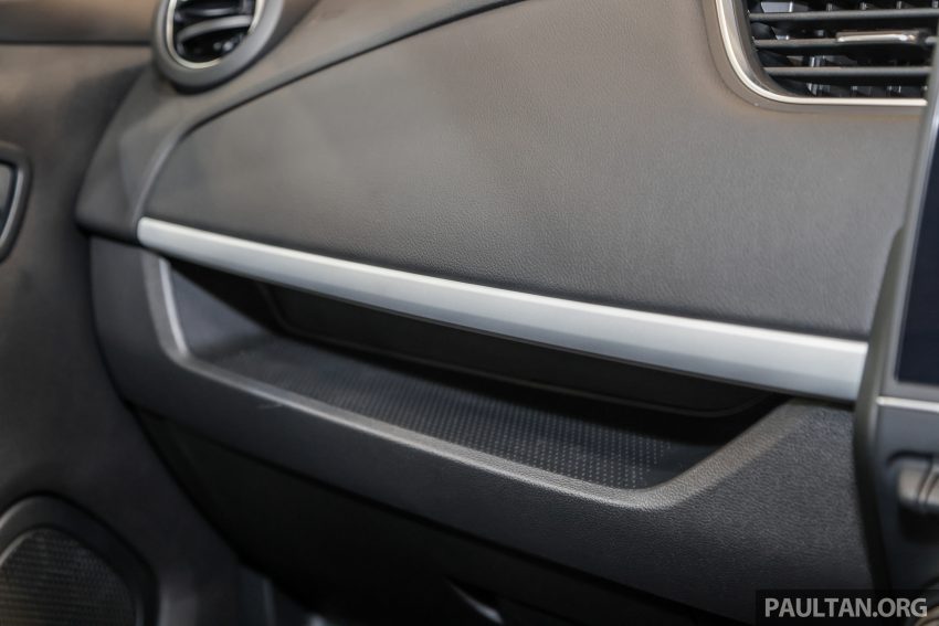 EV实拍: Renault Zoe Zen R110, 售价16.3万续航395公里 191639