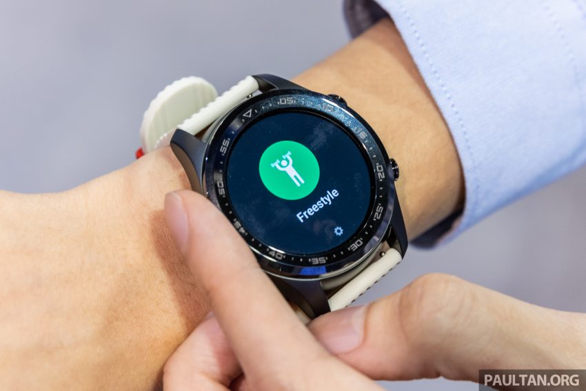 ACO Tech X Watch 智能表抢先看！可远程解锁、启动引擎 196097
