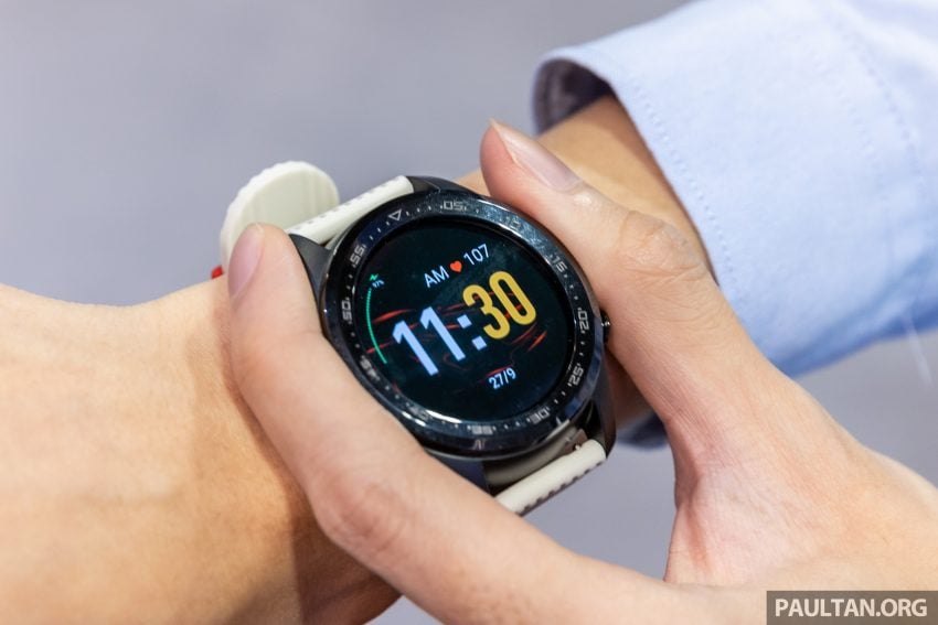 ACO Tech X Watch 智能表抢先看！可远程解锁、启动引擎 196090