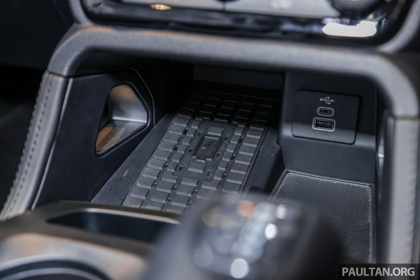 全新三代 Ford Everest 本地发布！三个等级，RM264k起 195581