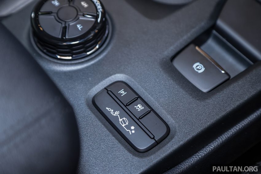 全新三代 Ford Everest 本地发布！三个等级，RM264k起 195583