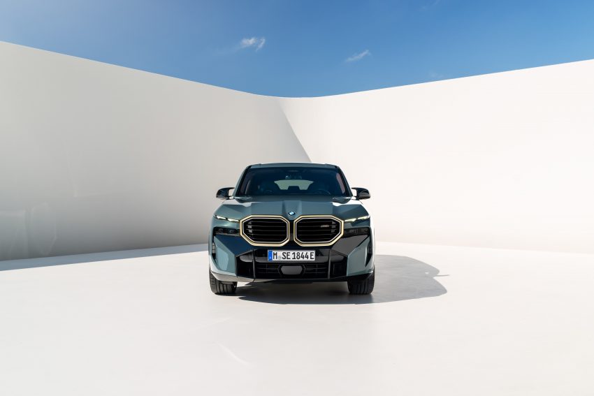 宝马M部门第一款插混车型！G09 BMW XM SUV 官图发布 195935