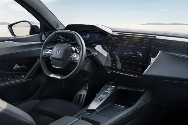 Peugeot E-308 EV全球首发, 续航达400公里, 明年中开卖