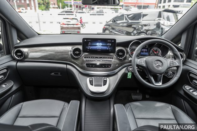 Mercedes-Benz EQV300 纯电七人座MPV, 本地售价49万