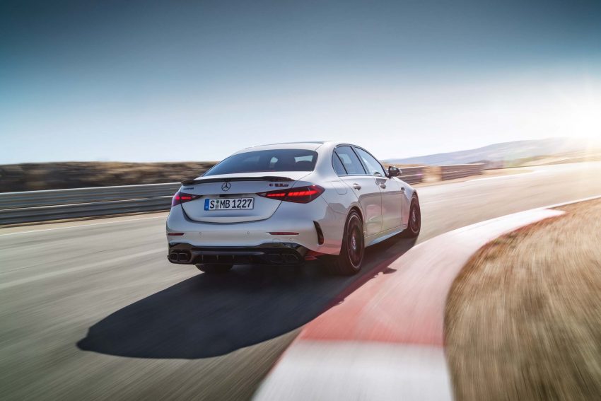 2023 Mercedes-AMG C 63 S E Performance 全球首发, 告别大排量V8引擎, 改搭2.0L四缸引擎PHEV系统, 更强更快 195055
