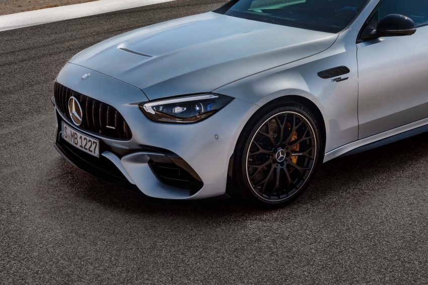 2023 Mercedes-AMG C 63 S E Performance 全球首发, 告别大排量V8引擎, 改搭2.0L四缸引擎PHEV系统, 更强更快 195061