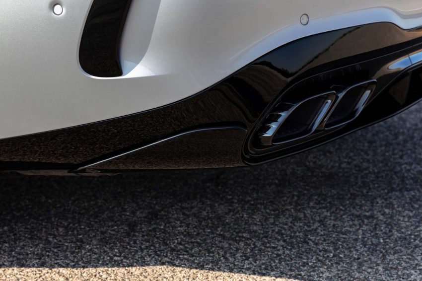 2023 Mercedes-AMG C 63 S E Performance 全球首发, 告别大排量V8引擎, 改搭2.0L四缸引擎PHEV系统, 更强更快 195065