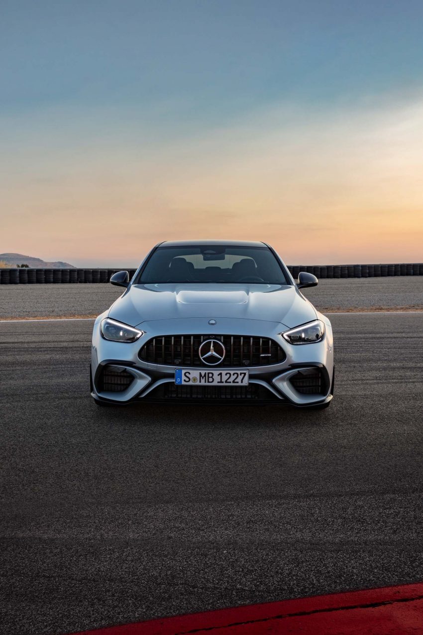 2023 Mercedes-AMG C 63 S E Performance 全球首发, 告别大排量V8引擎, 改搭2.0L四缸引擎PHEV系统, 更强更快 195081