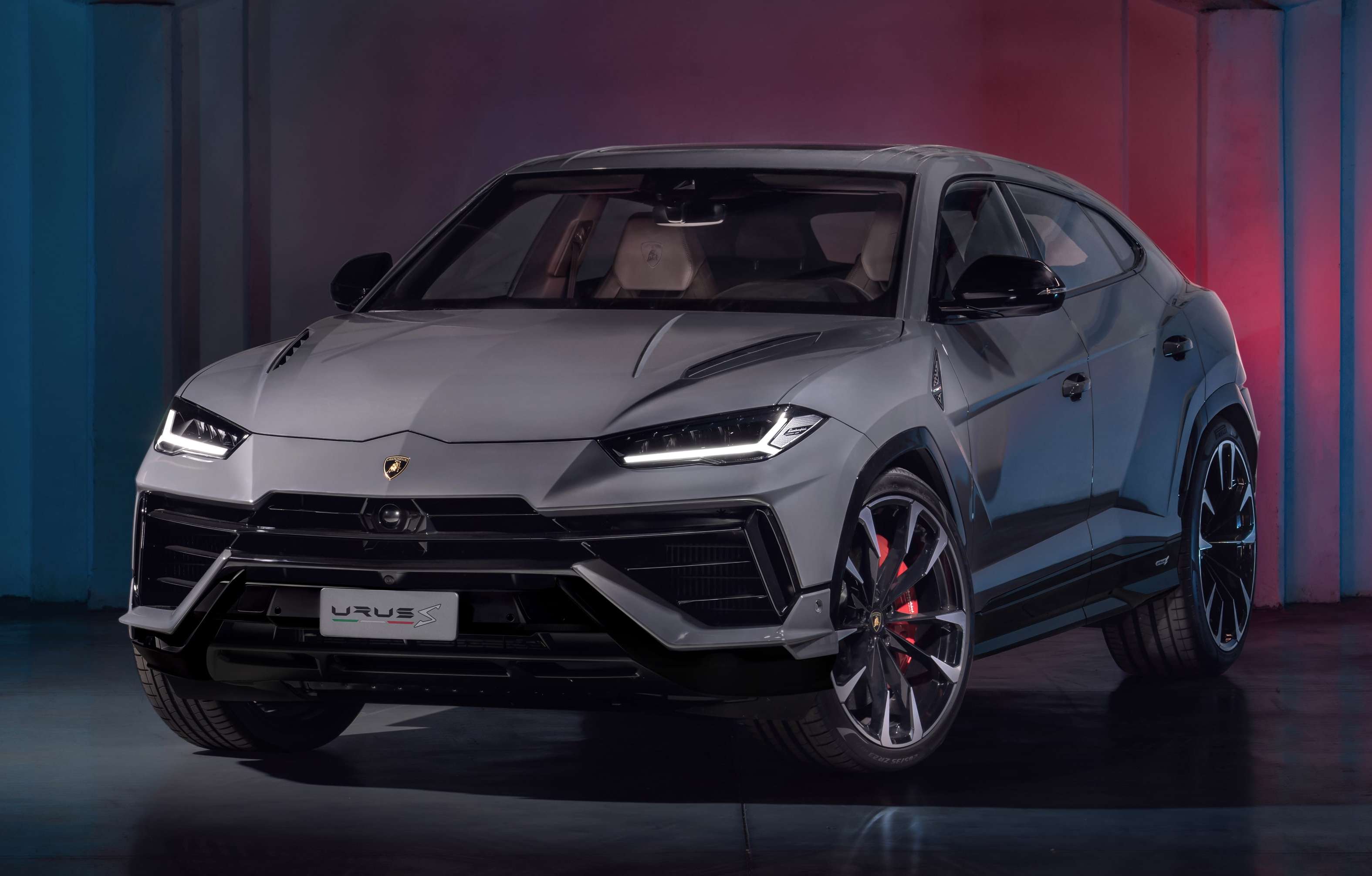 60年来首次突破1万辆销量！Lamborghini 2023年再创佳绩
