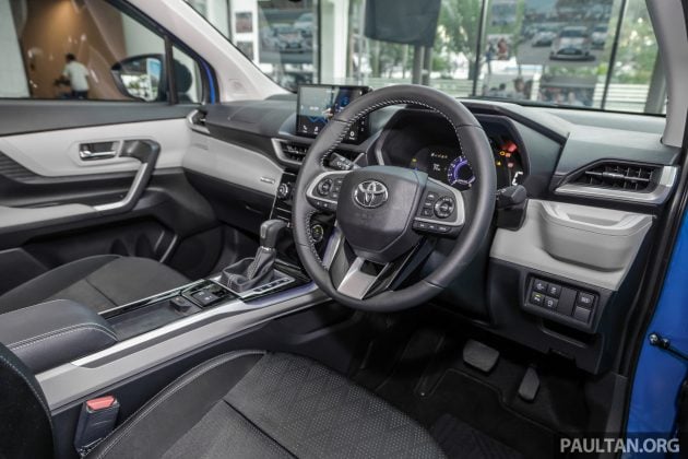 2022 Toyota Veloz vs Perodua Alza 差异对比照片逐个看