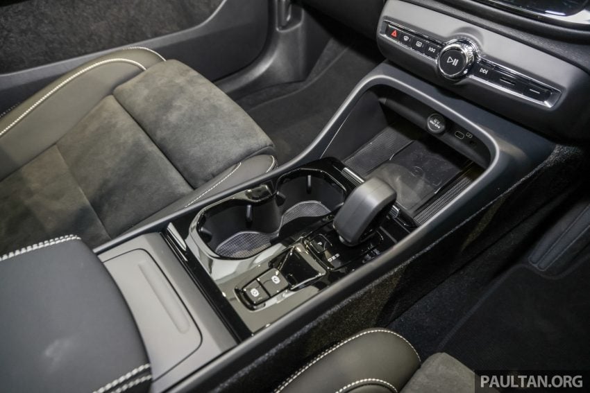 2023年式小更新版 Volvo XC40 登陆本地市场, 分为B5 Mild Hybrid与T5 PHEV两种版本, 价格皆小涨同为26.9万 199739