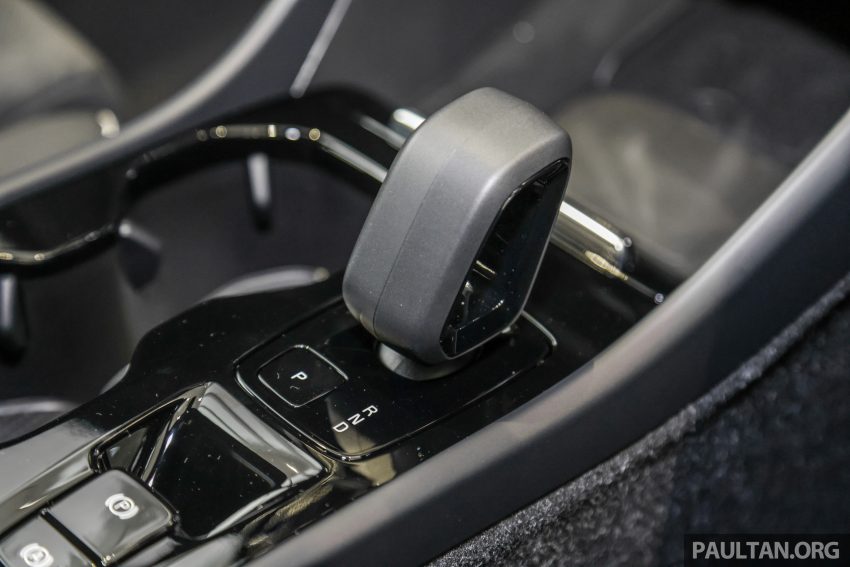 2023年式小更新版 Volvo XC40 登陆本地市场, 分为B5 Mild Hybrid与T5 PHEV两种版本, 价格皆小涨同为26.9万 199743