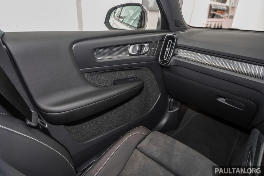 2023年式小更新版 Volvo XC40 登陆本地市场, 分为B5 Mild Hybrid与T5 PHEV两种版本, 价格皆小涨同为26.9万 199751