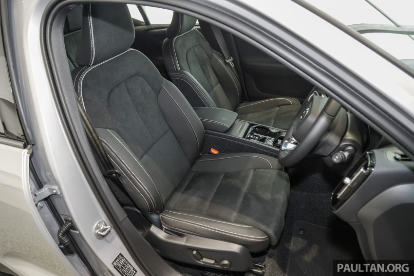2023年式小更新版 Volvo XC40 登陆本地市场, 分为B5 Mild Hybrid与T5 PHEV两种版本, 价格皆小涨同为26.9万 199756