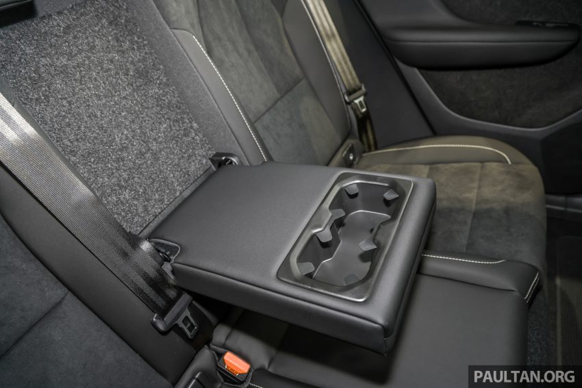 2023年式小更新版 Volvo XC40 登陆本地市场, 分为B5 Mild Hybrid与T5 PHEV两种版本, 价格皆小涨同为26.9万 199764