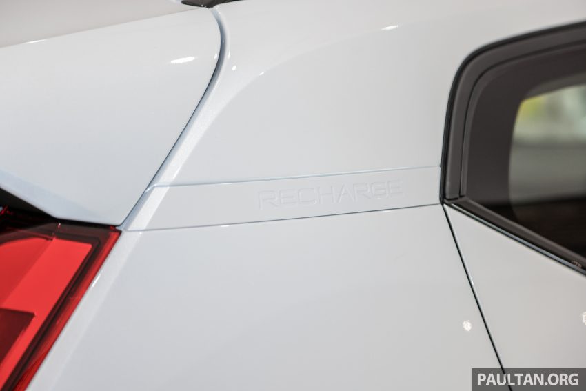 2023年式小更新版 Volvo XC40 登陆本地市场, 分为B5 Mild Hybrid与T5 PHEV两种版本, 价格皆小涨同为26.9万 199788