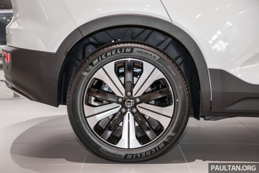 2023年式小更新版 Volvo XC40 登陆本地市场, 分为B5 Mild Hybrid与T5 PHEV两种版本, 价格皆小涨同为26.9万 199789