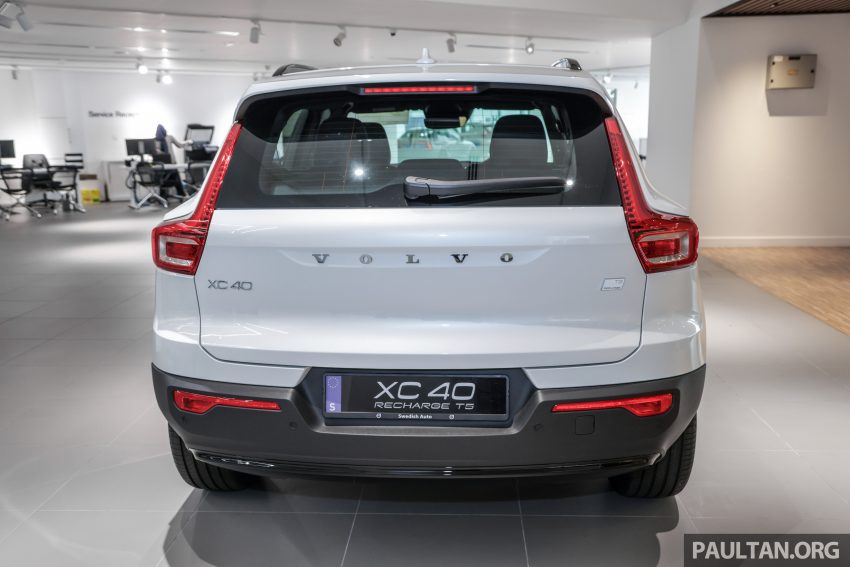 2023年式小更新版 Volvo XC40 登陆本地市场, 分为B5 Mild Hybrid与T5 PHEV两种版本, 价格皆小涨同为26.9万 199773