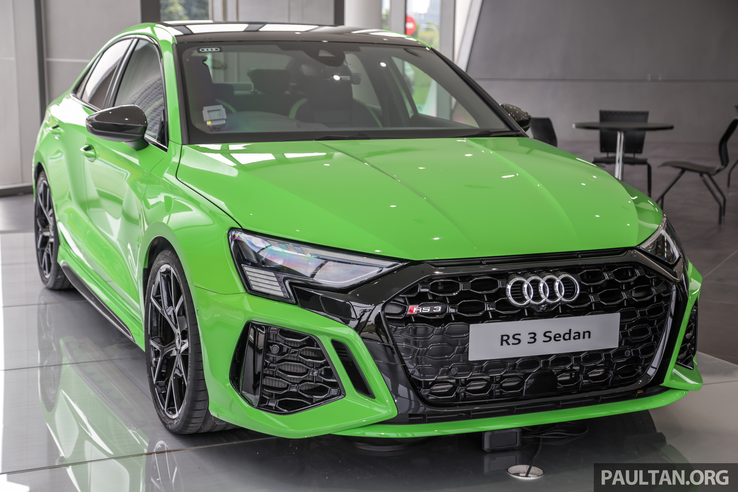 Audi RS3 Sedan 新车实拍！搭载2.5L涡轮增压引擎，400 PS马力，500Nm扭矩，3.8秒破百！售价RM650k-RM750k