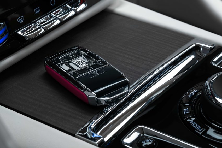 品牌首款EV Rolls Royce Spectre 首发, 续航里程585公里 199175