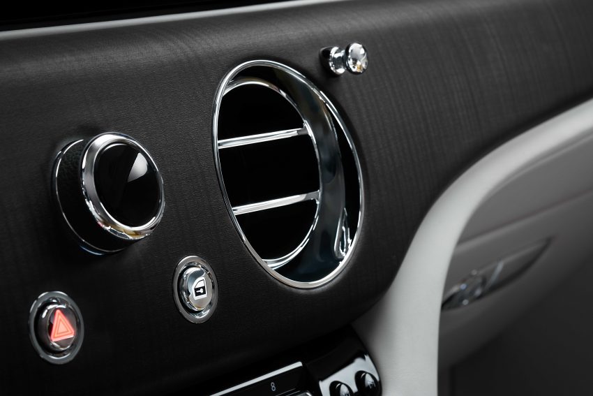 品牌首款EV Rolls Royce Spectre 首发, 续航里程585公里 199176