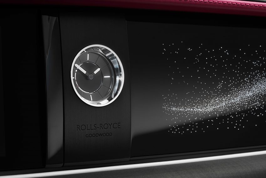 品牌首款EV Rolls Royce Spectre 首发, 续航里程585公里 199178