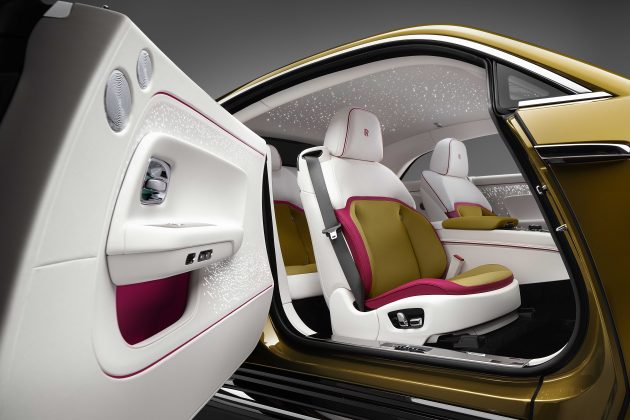 品牌首款EV Rolls Royce Spectre 首发, 续航里程585公里